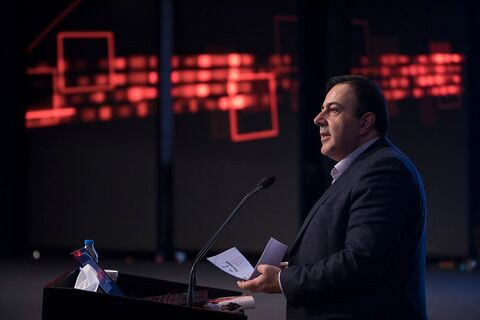 عبدالرضا شریفی حسینی،معاون بانکداری الکترونیک بانک آینده