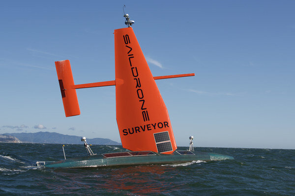 با انرژی باد و خورشید؛ اولین نقشه برداری دریا با قایق هوش مصنوعی