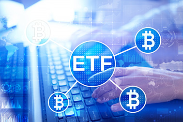 عملکرد ETF بیت کوین نسبت به بازار آنی چگونه است؟