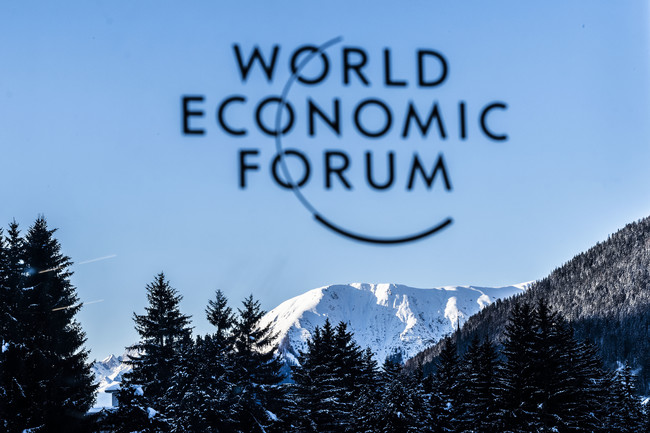 تکنولوژی بلاکچین در نشست سالانه مجمع جهانی اقتصاد؛ در WEF 2022 چه گذشت؟