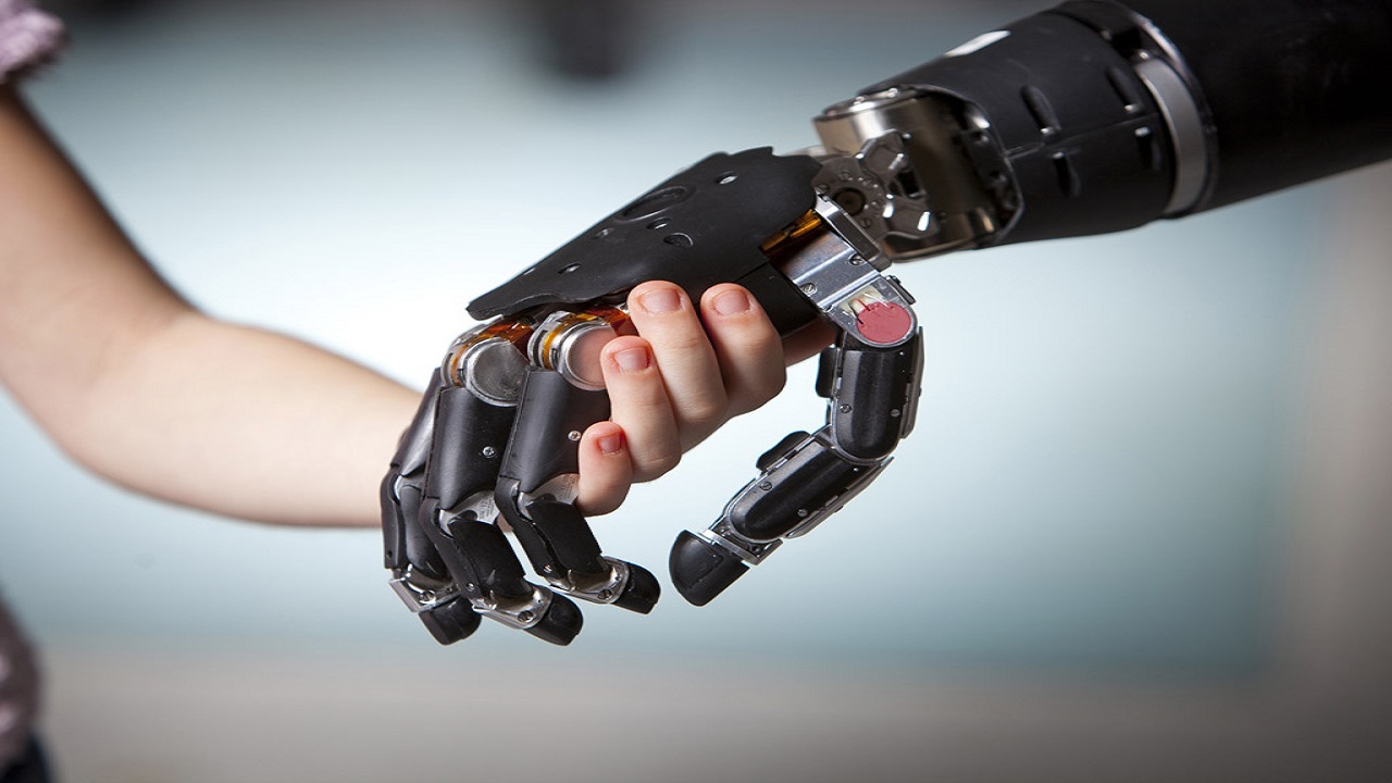 حرکت بازوی رباتیک با استفاده از سیگنال‌ های مغزی با کمک هوش مصنوعی