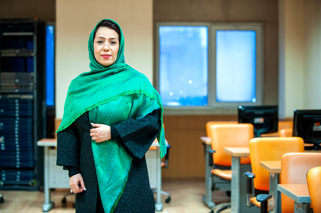 بهناز آریا، رئیس کمیسیون افتای سازمان نظام صنفی رایانه‌ای استان تهران